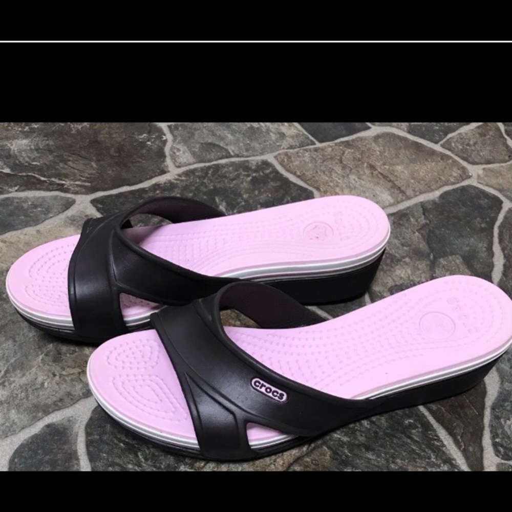 Croc Sandals Size 8 Brown/Pink